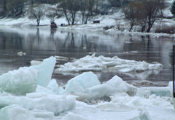 Правила поведения во время весеннего паводка.